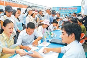 Job seekers register for interview at the fair 