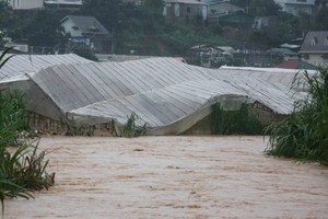 Heavy rain causes serious flooding. 