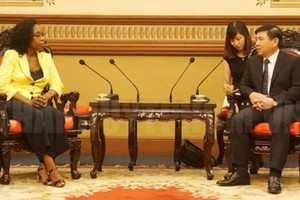 Chairman of the Ho Chi Minh City People’s Committee Nguyen Thanh Phong and Attorney General Beatriz Buchili