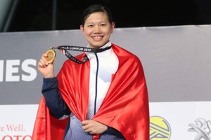 Vietnamese swimmer Anh Vien wins seven gold medals at the 2017 SEA Games. 