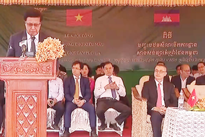A groundbreaking ceremony of Da market in Cambodia 