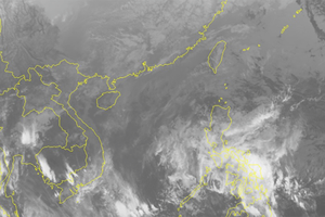A  cold front is moving from the north to south 
