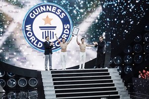 Giang brothers breaks Guinness World Records within 53 minutes 97 seconds 