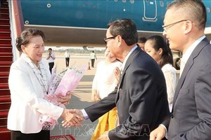 Vietnamese National Assembly Chairwoman Nguyen Thi Kim Ngan arrive in Siem Reap to join the 27th Annual Meeting of the Asia-Pacific Parliamentary Forum. (Photo:VNA)