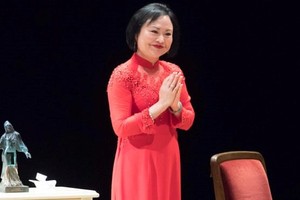 'Napalm girl’ Kim Phuc receives Peace Prize in Germany (Source:AFP/Getty Images)