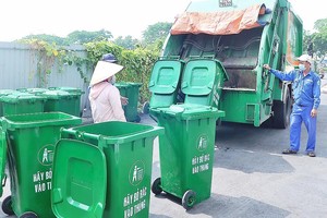 HCMC calls on investment capital in waste treatment projects