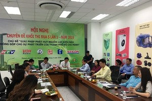 A symposium on solutions for promoting overseas human resources to contribute to the development of Ho Chi Minh City