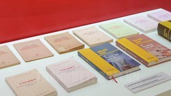 Nearly 10,000 books featuring Party’s establishment displayed 