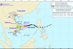 The National Center for Hydro-meteorology Forecasting releases a path map of  typhoon Goni in early Thursday morning 