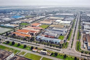 Prime Minister Nguyen Xuan Phuc has approved projects on the construction and infrastructure development of three industrial parks (Illustrative photo: VNA)