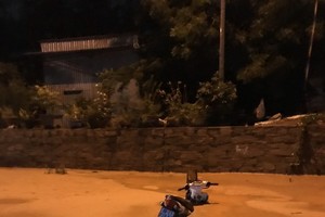 Sand dunes flood into Mui Ne national tourist site 