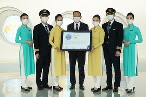 Vietnam Airlines gets five-star Covid-19 airline safety rating