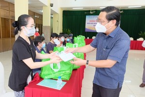 Foreigners thank Vietnamese people for support during pandemic outbreak