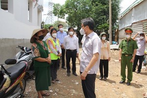Deputy PM requires Binh Chanh District to focus on caring for Covid-19 patients