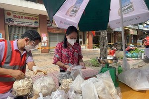 District 5 opens one more field market serving people in Covid-19 free area