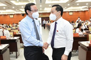 Third session of 10th HCMC People's Council opened 