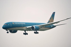 Vietnam Airlines resumes regular flights to Europe, Russia 