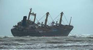 Vietnam mobilizes rescue forces to search for eight missing crew members at sea