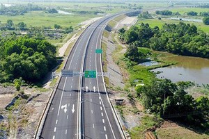 Three Southern road projects need supplemental capital of US$826 mln