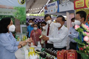 HCMC launches diversified activities on Workers’ Month 2022 