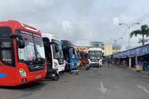 Đừng dồn hành khách vào thế khó