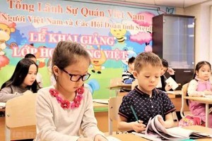 September 8 becomes annual day for honoring Vietnamese language