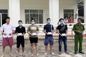 Workers fleeing from Cambodian casino supported US$64 for returning homes