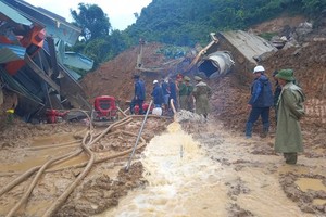 Quang Ngai Province urgently repairs eroded routes