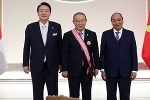 Coach Park Hang-seo awarded Heungin Medal