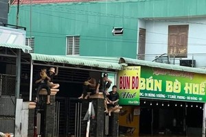 A lot of houses submerged under 2 meter floodwater in Binh Phuoc