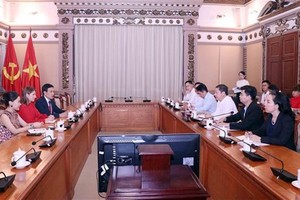 Ho Chi Minh City, CNN news channel work on tourism promotion