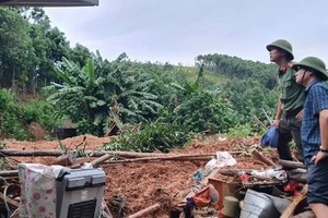 Landslides, rock fall leave 2 dead and missing in Yen Bai Province