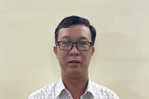 Officer of HCMC Department of Agriculture, Rural Development arrested