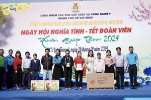 HCMC hosts Lunar New Year celebration for disadvantaged employees