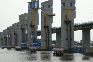 Kien Giang closes all Cai Lon sluice gates to prevent saltwater intrusion