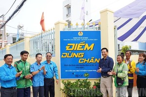 Ho Chi Minh City adds free of charge rest stop for motorbike taxi drivers