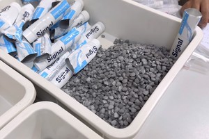 Nearly 1,000 people prosecuted in flight attendant drug case