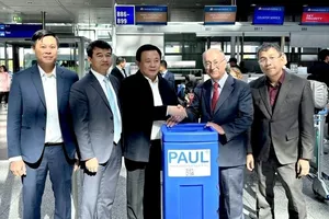 World University Service Germany offers water filter to typhoon victims 