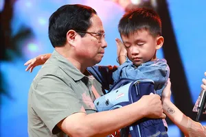 Special TV program held in support of typhoon victims