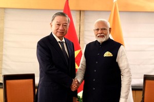 Vietnamese top leader meets Indian PM in New York
