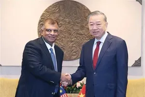 Party General Secretary receives leaders of major Malaysian groups