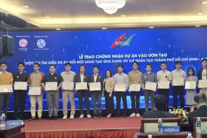 HCMC Innovation and Startup Awards 2024 spread entrepreneurial spirit to public