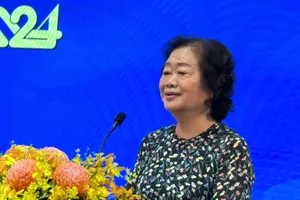 Businesses, benefactors contribute US$2 million for ethnic minority students 