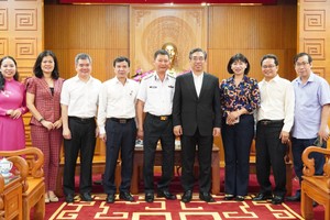Various activities enhance solidarity between HCMC, Vietnam People's Army
