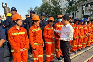 HCMC launches city-wide environmental cleanup program for Tet celebration