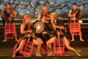 Over 100 artisans to join Vietnam Ethnic Groups Cultural Day 2025