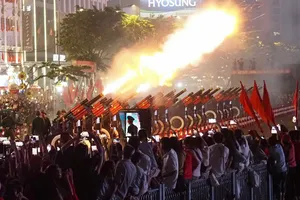 Majestic, heroic atmosphere at national-level military parade rehearsal 