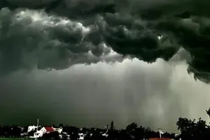 Low-pressure system over East Sea expected to turn into storm