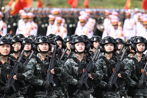 Striking presence of soldiers in second parade rehearsal for National Day 