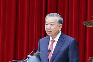 Party Central Committee’s 13th meeting wraps up